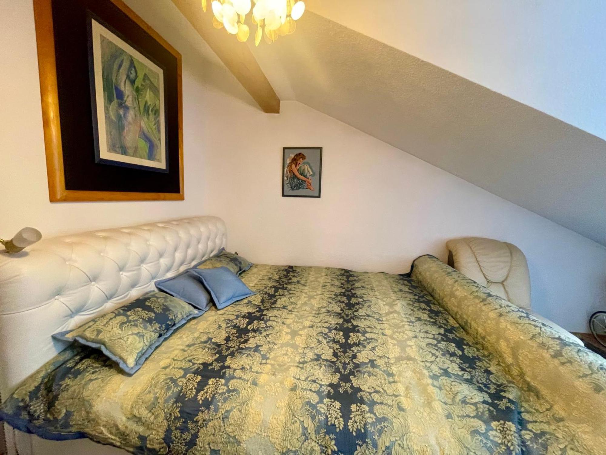 Wunderschoenes Grosses 3 Zimmer Apartament Zentrum Goldstadt Familienfreundlich Mit Garage بفورتسهايم المظهر الخارجي الصورة